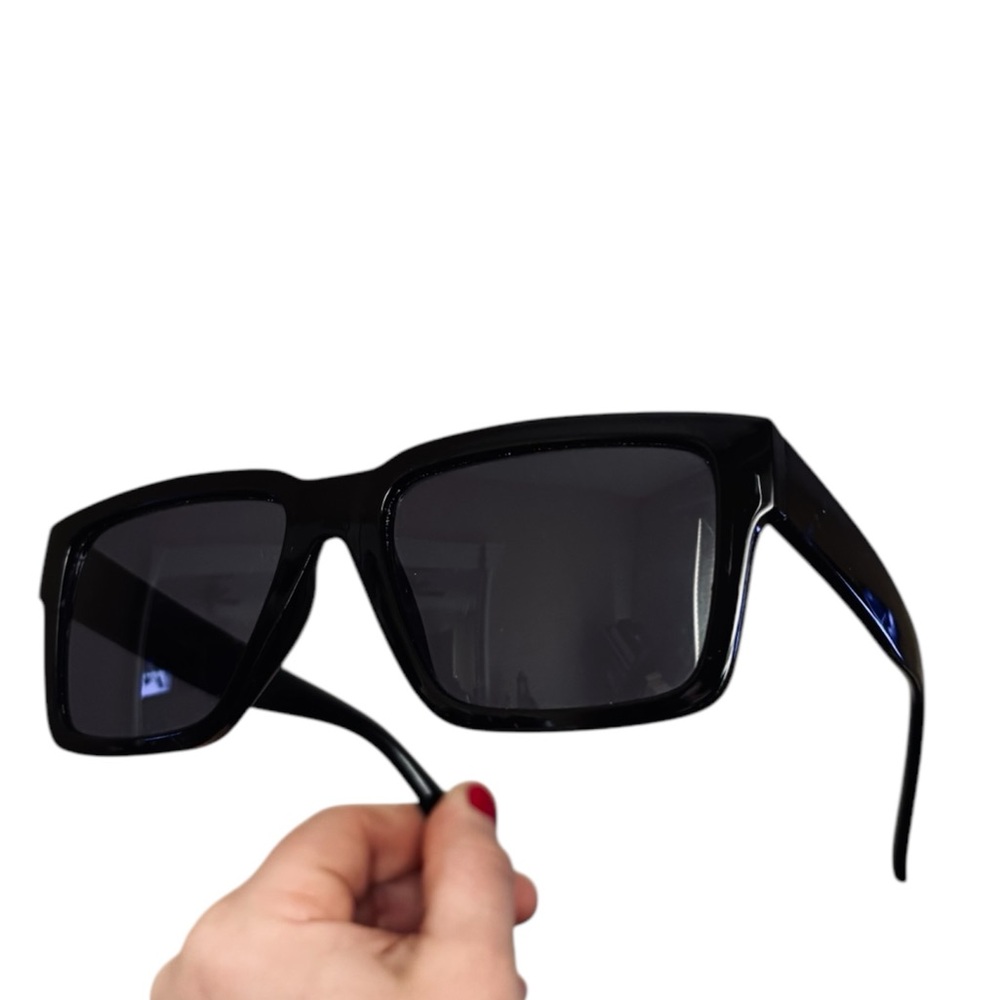 💥 Black Square Frame Sunglasses